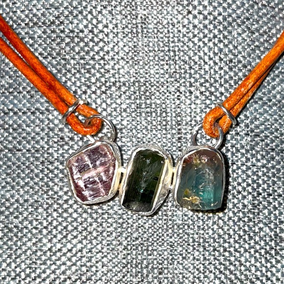 Natural Raw Tourmaline Choker Necklace - Picture 2 of 2